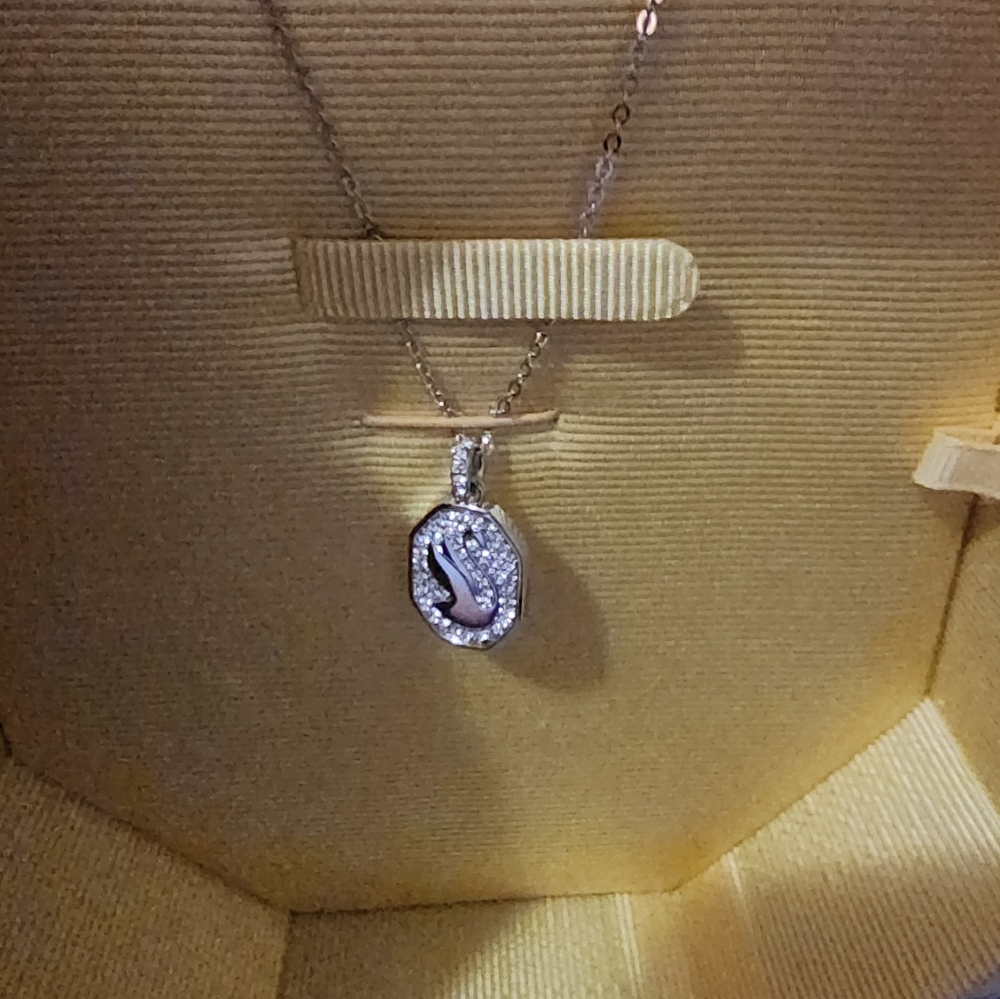 ‼️ON SALE ‼️Authentic Swarovski Necklace - Picture 5 of 9